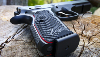 CZ Shadow 2 : test complet, comparatif, avis & meilleures configurations 2025